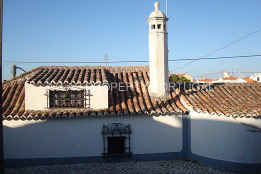 Old villa in Portugal´s Silver Coast