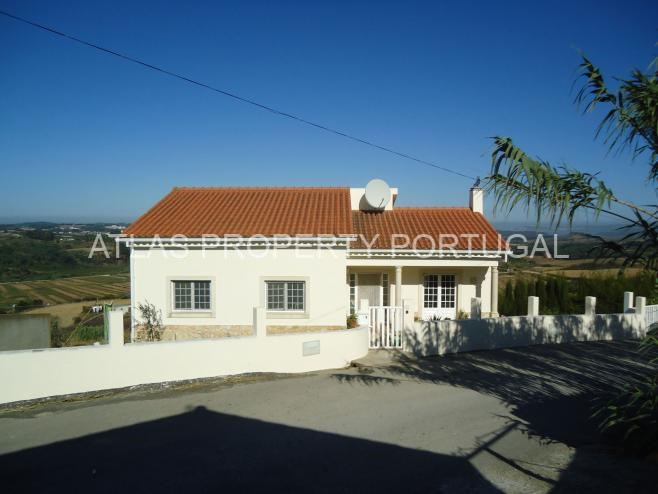 House for sale in Portugal´s Silver Coast