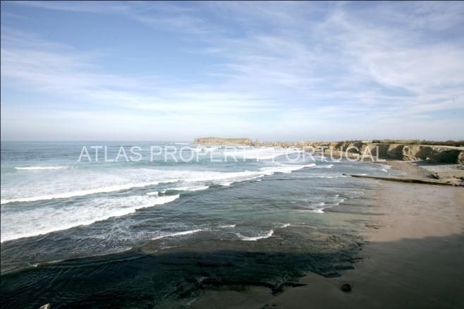 3 Bedrooms apartment to sale in Peniche