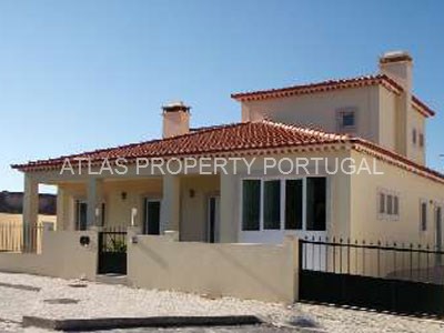 4 Bedrooms Villa in Portugal´s Silver Coast