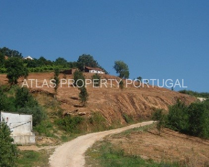 Old House to renovate in Portugal´s Silver Coast