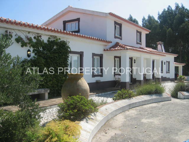 3 Bedrooms Villa in Portugal´s Silver Coast