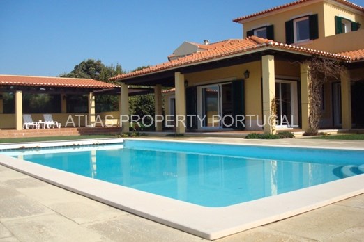 Villa for sale in Portugal`s Silver Coast, Óbidos